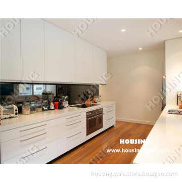 Easy Installation Lacquer Kitchen Cabinet Soft Closing Hinge and Slider